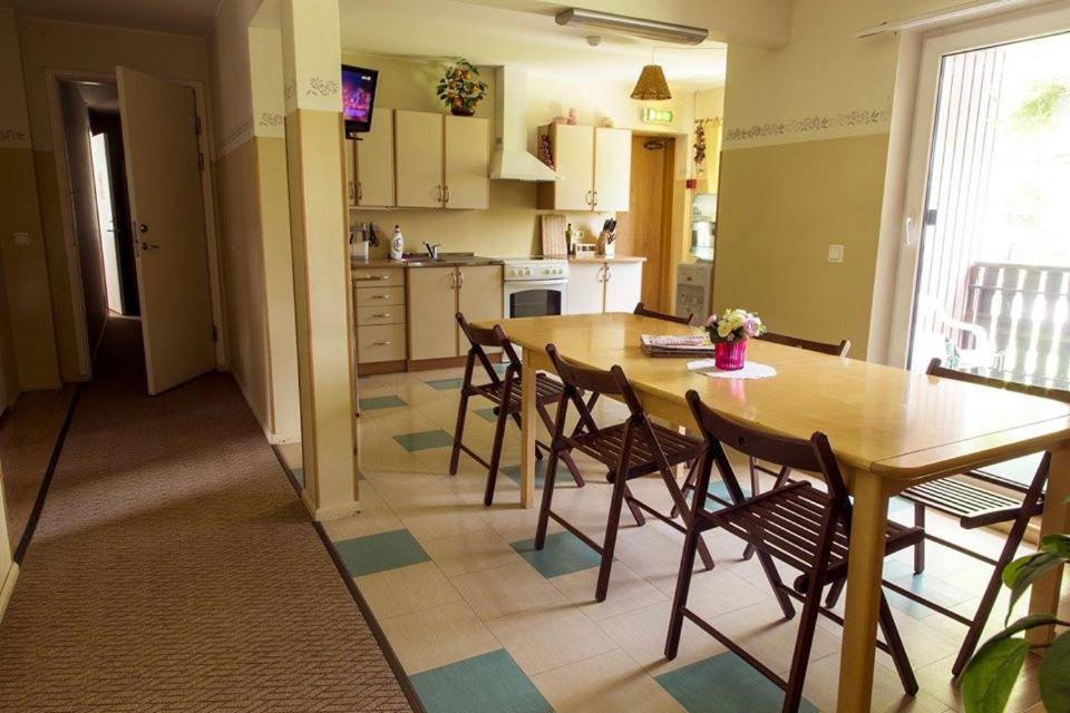 Vahe Guest House Poltsamaa Εξωτερικό φωτογραφία
